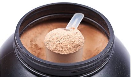 mit Wheyprotein Muskeln aufbauen - Tipps zur Einnahme